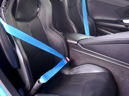 Used 2023 Chevrolet Corvette Stingray Coupe w/ Z51 Performance Package image 18