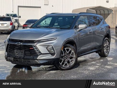 Used 2023 Chevrolet Blazer RS w/ Driver Confidence II Package image 1