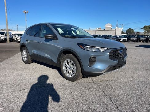 New 2026 Ford Escape Active w/ Cold Weather Package image 4