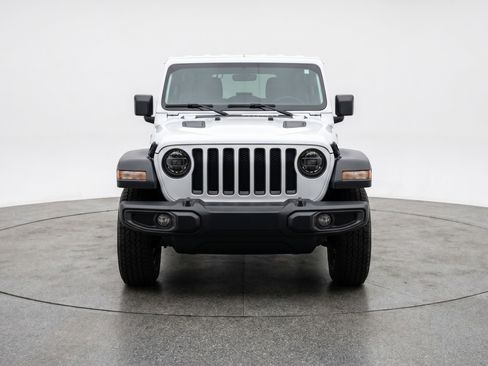 Used 2025 Jeep Wrangler Unlimited Sport AWD/4WD image 2