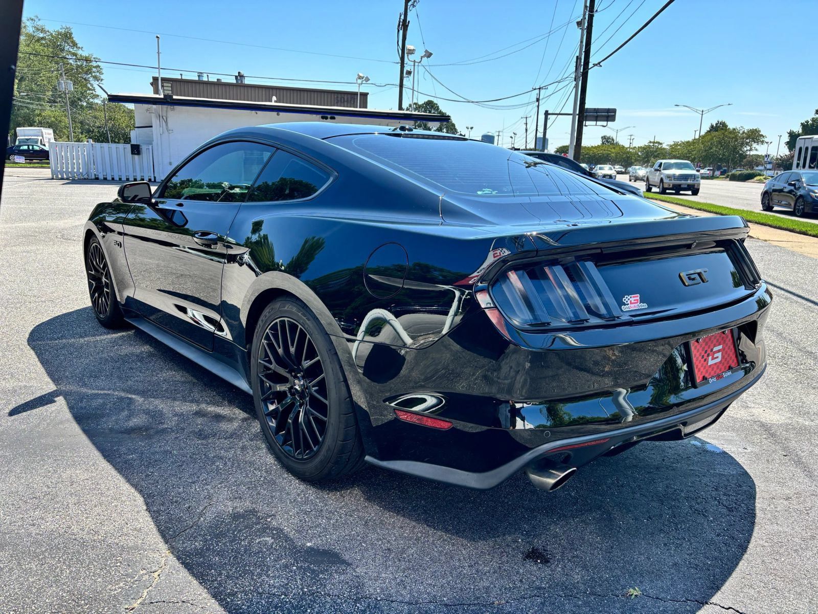 Used 2015 Ford Mustang GT Premium w/ GT Performance Package RWD image 5
