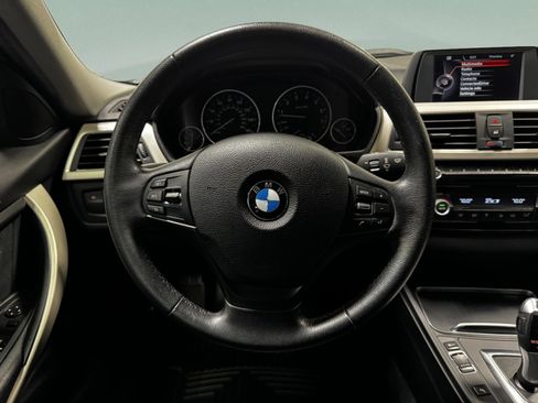 Used 2017 BMW 320i Sedan image 15