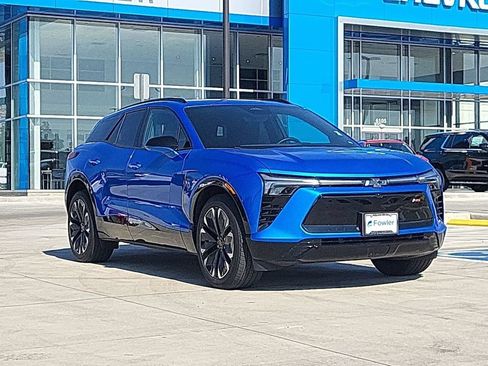 Used 2024 Chevrolet Blazer EV RS AWD/4WD image 2
