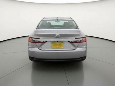 Used 2025 Toyota Camry LE FWD image 7