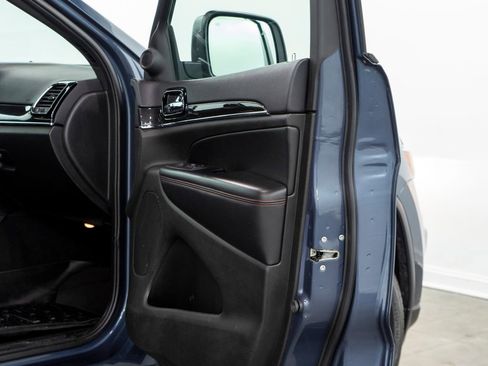 Used 2020 Jeep Grand Cherokee Trailhawk image 17