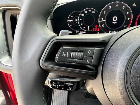 Used 2026 Porsche Cayenne Coupe image 18