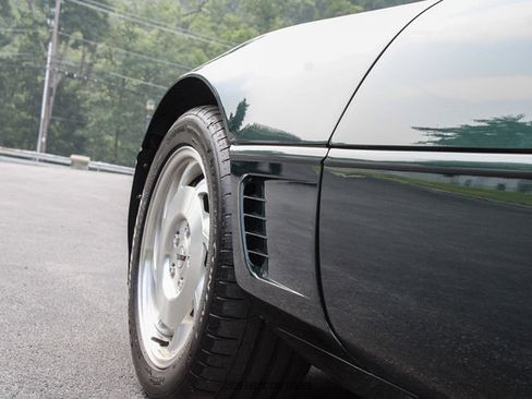 Used 1995 Chevrolet Corvette Convertible RWD image 54