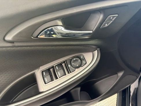 Used 2022 Chevrolet Malibu LS w/ LPO, Floor Liner Package FWD image 20