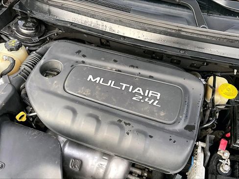 Used 2016 Jeep Cherokee Limited AWD/4WD image 36