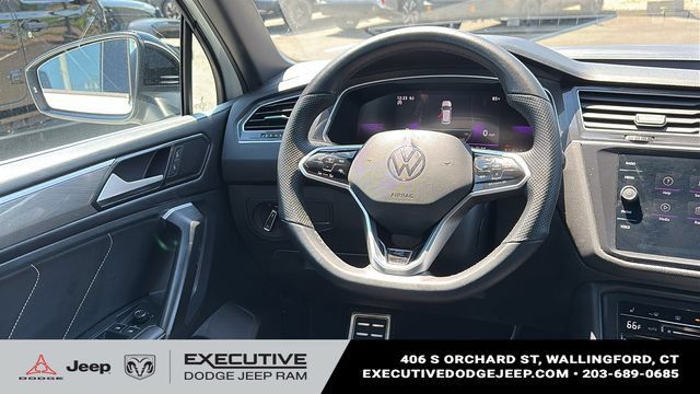 Used 2023 Volkswagen Tiguan SE R-Line AWD/4WD image 23