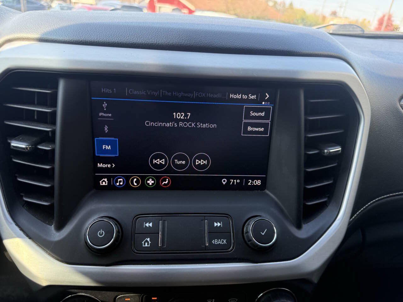 Used 2021 GMC Acadia SLE FWD image 25