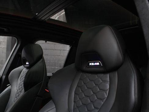 Used 2026 BMW X5 M Competition w/ Executive Package image 39