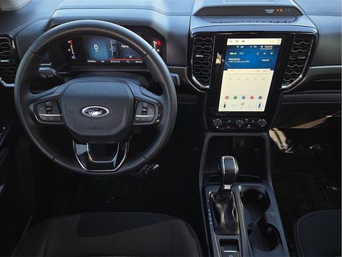 Used 2024 Ford Ranger XLT w/ Trailer Tow Package image 9