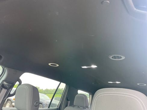 Used 2024 Chevrolet Traverse LT w/ LPO, Floor Liner Package FWD image 47