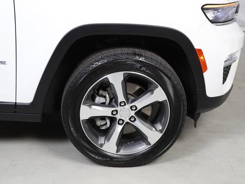 Used 2022 Jeep Grand Cherokee Limited 4xe AWD/4WD image 5