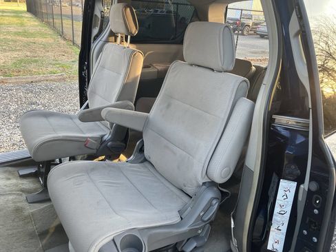 Used 2008 Nissan Quest SL w/ Seat Pkg FWD image 26
