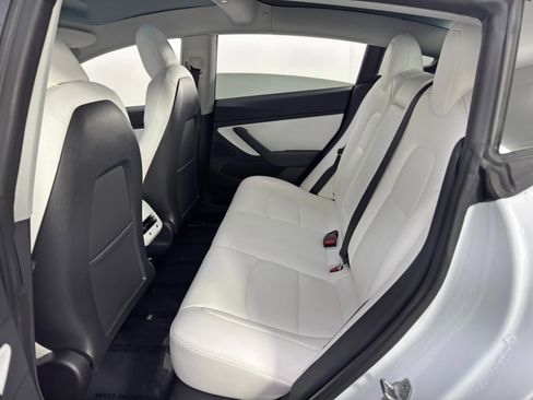 Used 2021 Tesla Model 3 Performance image 41