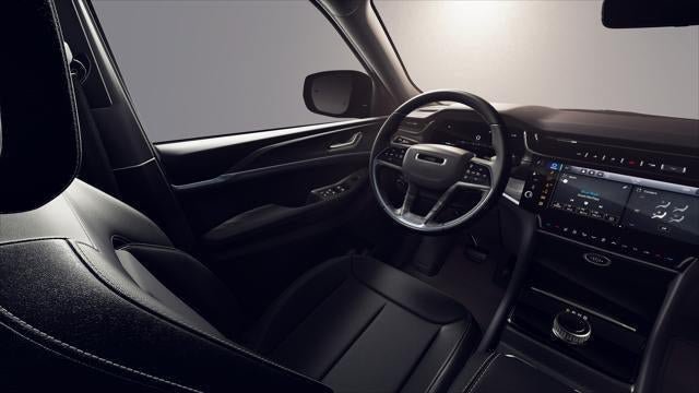 New 2026 Jeep Grand Cherokee Altitude AWD/4WD image 22