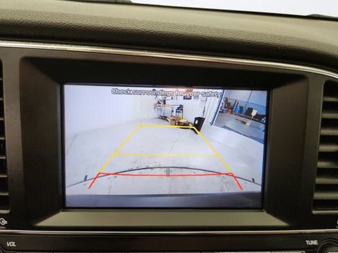 Used 2018 Hyundai Elantra SEL FWD image 17