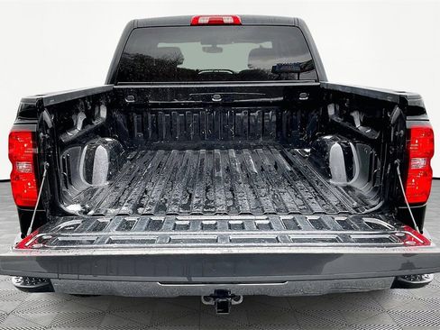 Used 2018 Chevrolet Silverado 1500 LT w/ All Star Edition image 8