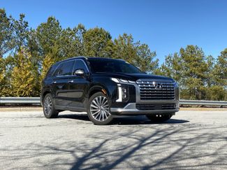 Used 2023 Hyundai Palisade Calligraphy w/ Cargo Package video 2