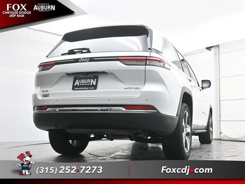 Used 2023 Jeep Grand Cherokee Limited w/ Trailer Tow Prep Group (B) image 21