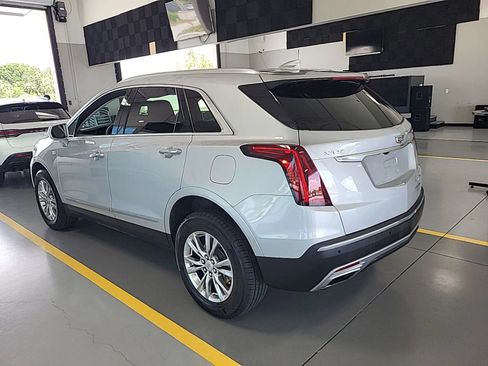 Used 2020 Cadillac XT5 Premium Luxury FWD image 5
