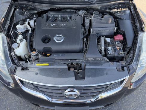 Used 2011 Nissan Altima 3.5 SR w/ 3.5SR Premium Pkg FWD image 32