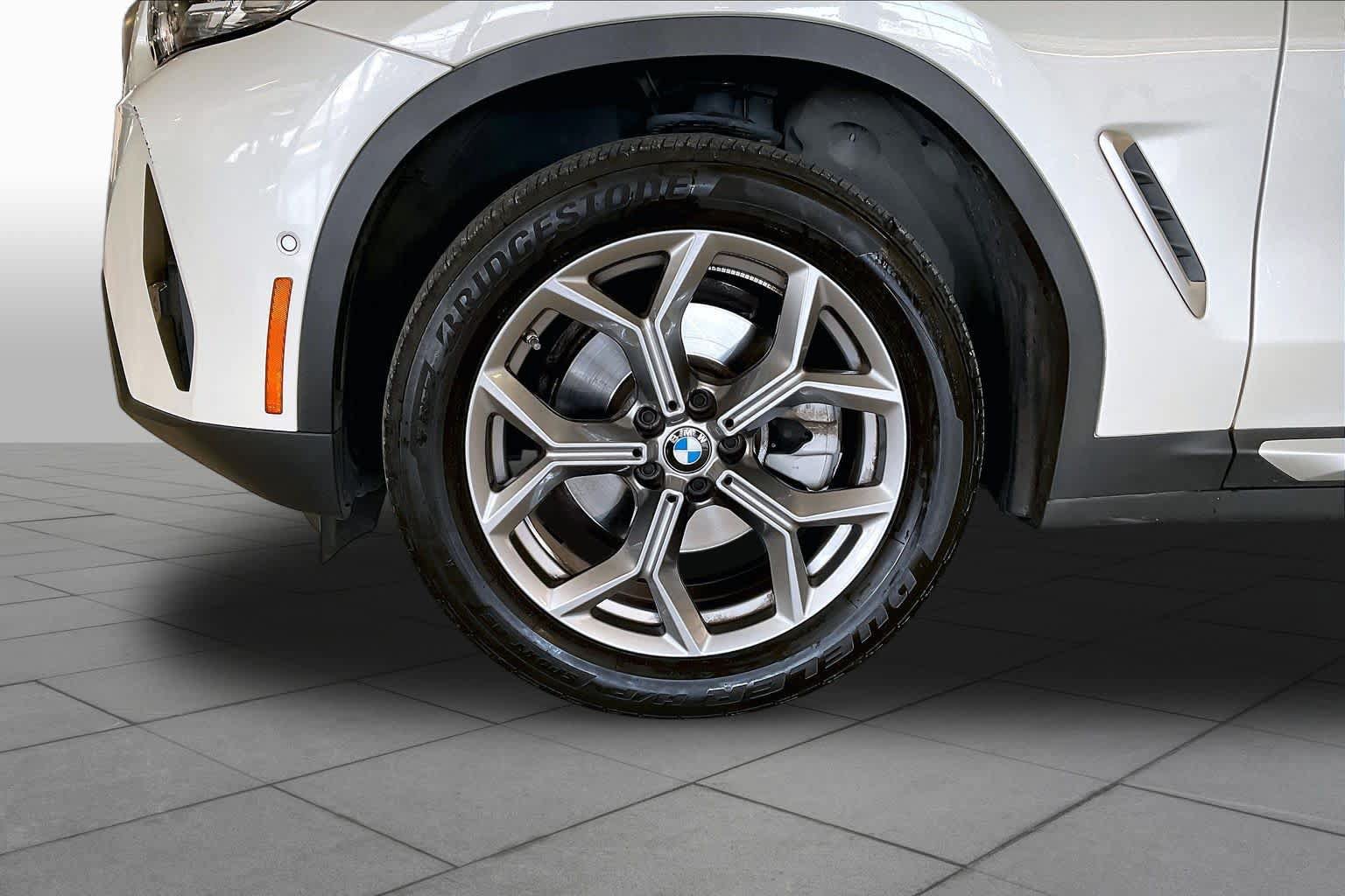 Used 2024 BMW X3 sDrive30i w/ Convenience Package RWD image 10