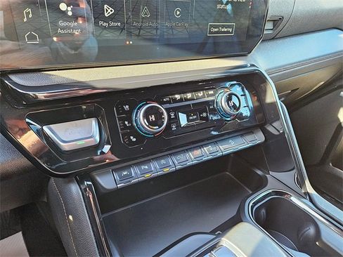 Used 2023 GMC Sierra 1500 AT4 w/ AT4 Premium Package image 26