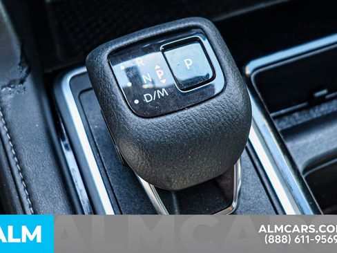 Used 2023 Nissan Pathfinder SL image 39