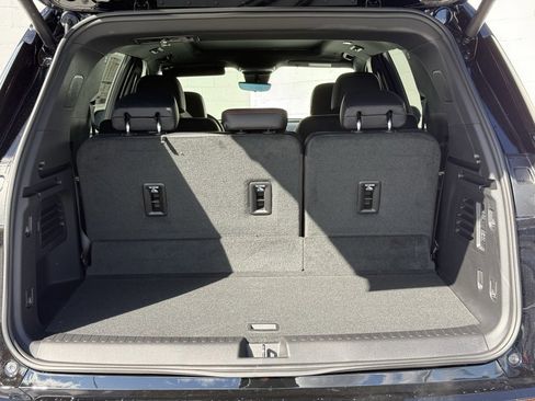 New 2026 Chevrolet Traverse RS image 38