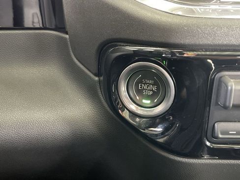 Used 2023 Chevrolet Silverado 1500 High Country w/ Z71 Off-Road Package image 17