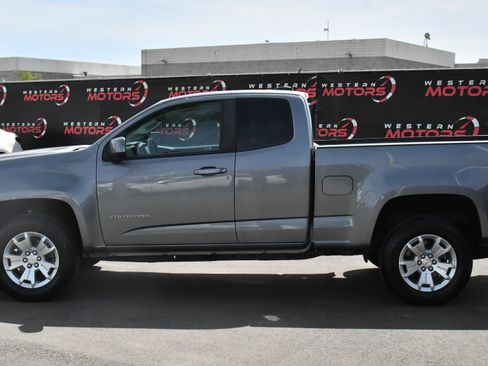 Used 2021 Chevrolet Colorado LT w/ Fleet Safety Package image 4