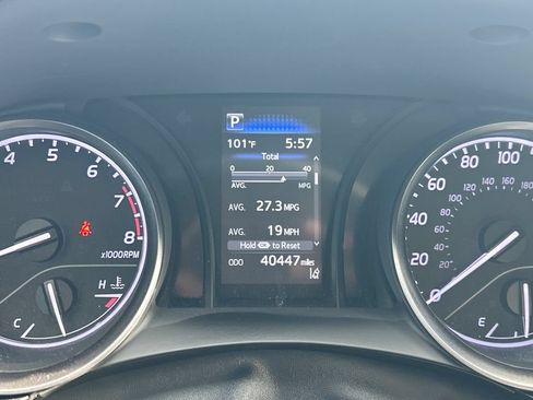 Used 2023 Toyota Camry SE FWD image 19
