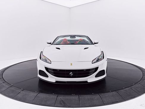 Used 2022 Ferrari Portofino M RWD image 29
