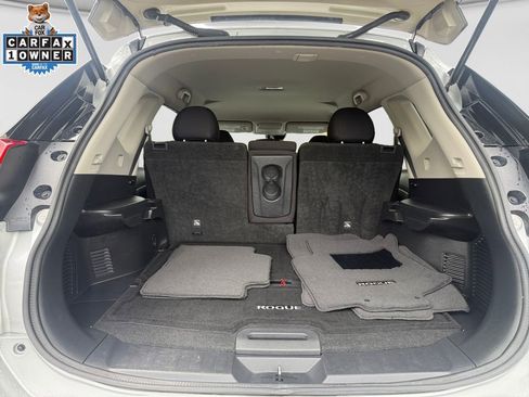 Used 2019 Nissan Rogue S AWD/4WD image 18