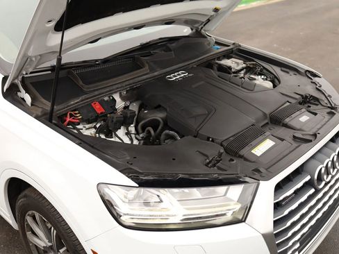 Used 2018 Audi Q7 3.0T Prestige w/ Prestige Package image 63