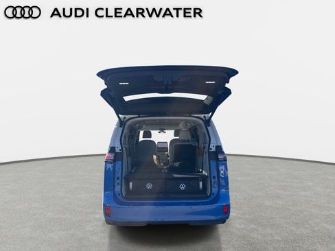 Used 2025 Volkswagen ID. Buzz 1st Edition image 6