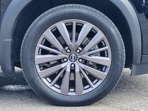 Used 2023 Nissan Pathfinder SL w/ SL Premium Package FWD image 11