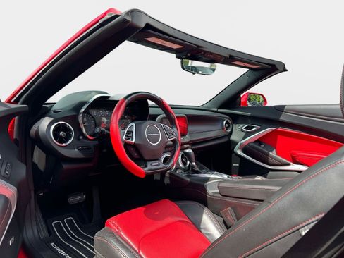 Used 2022 Chevrolet Camaro SS RWD image 13
