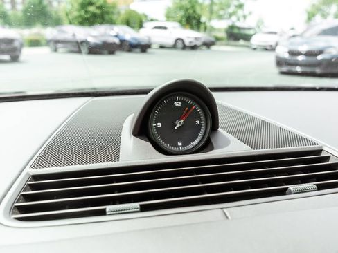 Used 2023 Porsche Panamera 4 Platinum Edition w/ Sportdesign Package AWD/4WD image 20