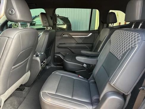 Certified 2024 GMC Acadia Denali w/ Super Cruise Package FWD image 16