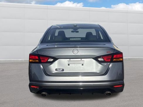 Used 2023 Nissan Altima 2.5 SR image 4