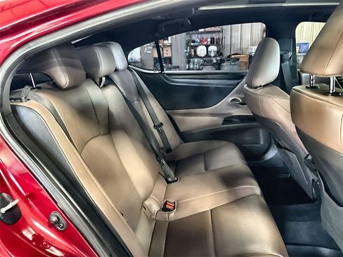 Used 2024 Lexus ES 350 Premium image 30
