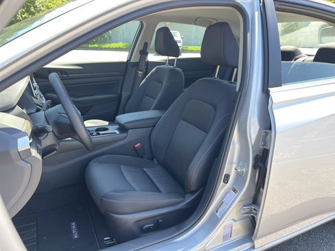 New 2026 Nissan Altima 2.5 SV FWD image 16