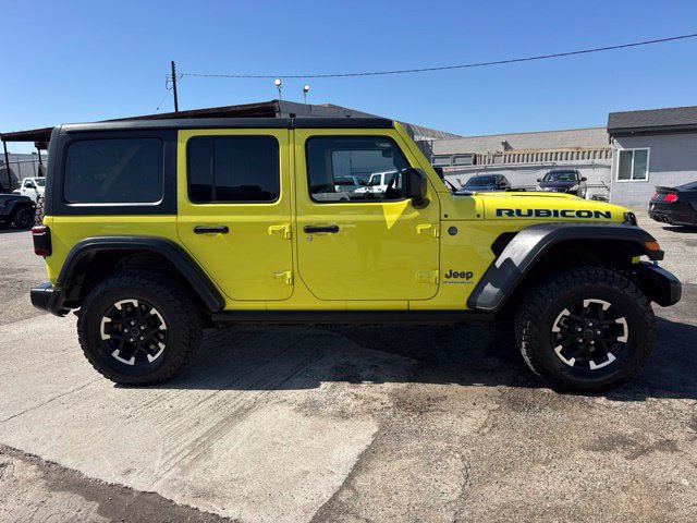 Used 2024 Jeep Wrangler Unlimited Rubicon 4xe AWD/4WD image 3