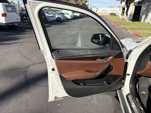 Used 2014 BMW X1 sDrive28i image 12