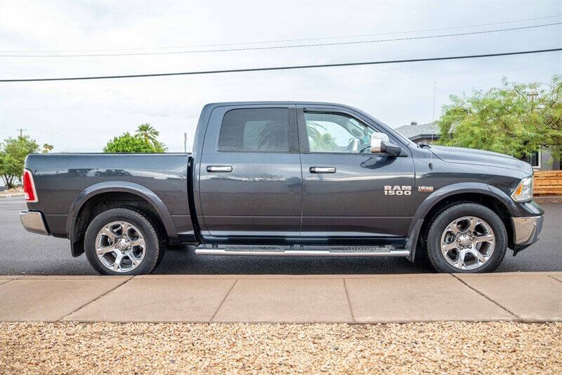 Used 2015 RAM 1500 Laramie w/ Convenience Group AWD/4WD image 6