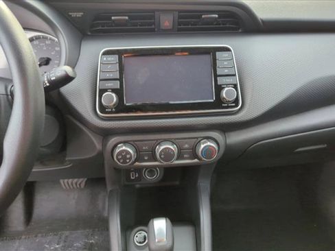 Used 2025 Nissan Kicks Play S FWD image 13